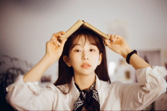 ▲ 소속사와 재계약을 맺은 케이시. 제공|넥스타엔터테인먼트
