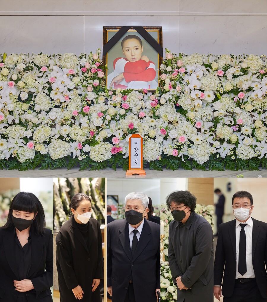 ▲ 배우 고 강수연 빈소. 아래 왼쪽부터 김혜수, 문근영, 임권택 감독, 봉준호 감독, 연상호 감독. 제공|故강수연배우장례위원회