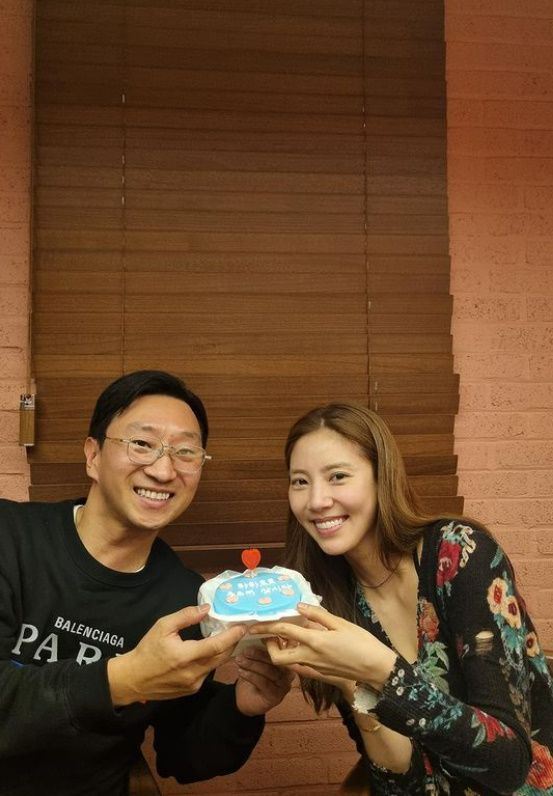 ▲ 이규혁(왼쪽)과 손담비. 출처| 손담비 인스타그램