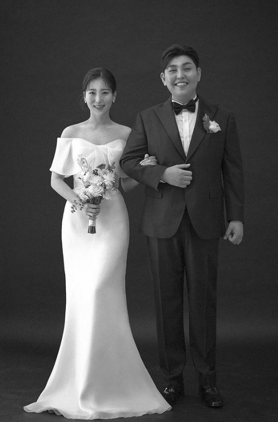 ▲ 가수 한동근 웨딩 화보. 출처| 한동근 인스타그램