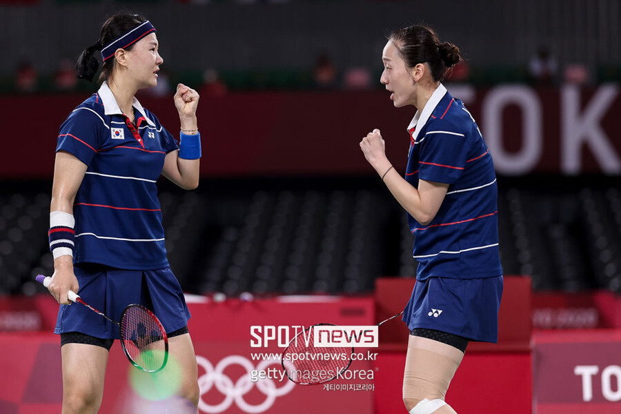 ▲ 이소희(오른쪽)와 신승찬