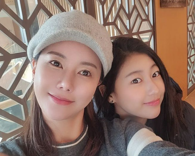 박연수, 도시락에 ♥까지 그렸는데…딸 지아는 엉뚱한데 꽂혔네