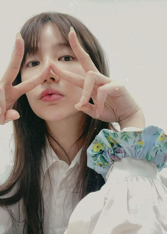 윤은혜, 마흔 코앞인데…비주얼은 아직도 '궁'에 멈춰있네