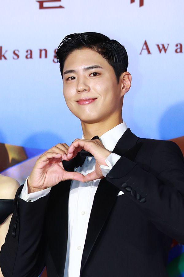 박보검,  전역 후에도 10년 보육원 봉사활동ing…"택배 작업→쓰레기 정리까지"
