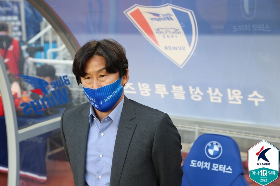 ▲ 수원삼성의 이병근 감독이 홈 3연승을 이끌었다. ⓒ한국프로축구연맹