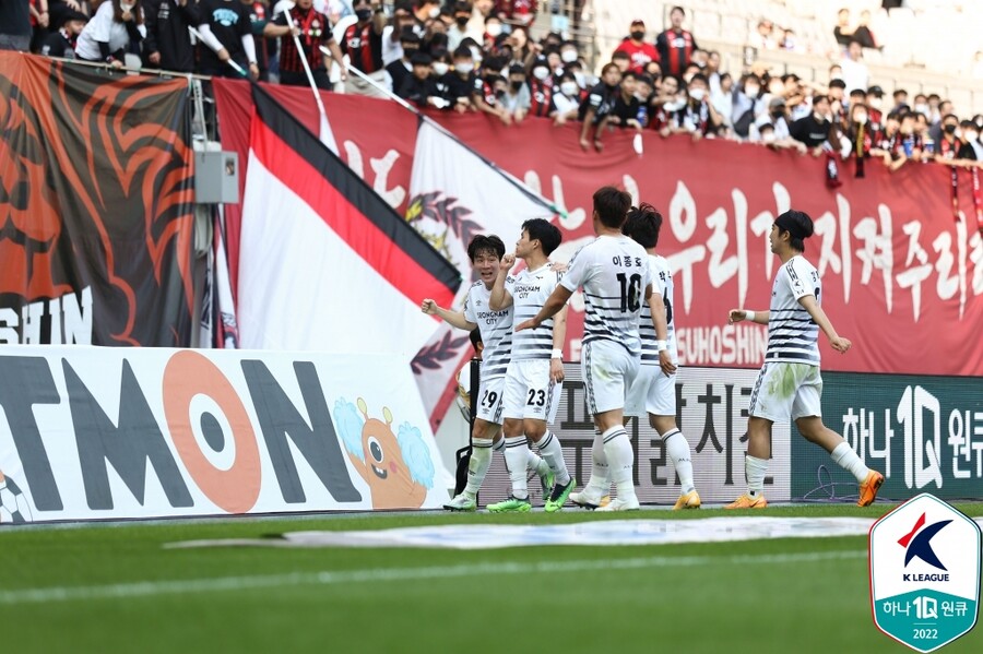 ▲ 성남FC가 수적 열세에도 FC서울을 꺾었다. ⓒ한국프로축구연맹