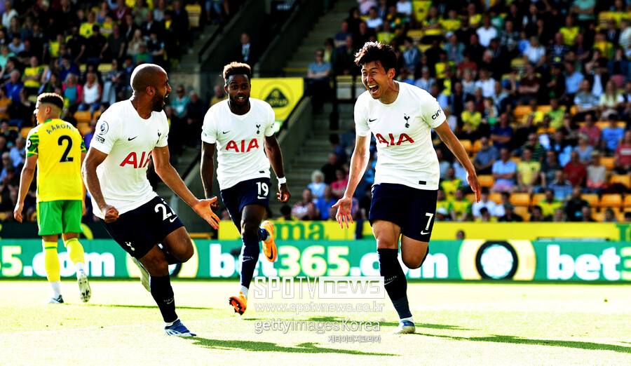 '월드클래스 멀티골' 손흥민, 살라 넘었다...EPL 득점왕 '눈앞'