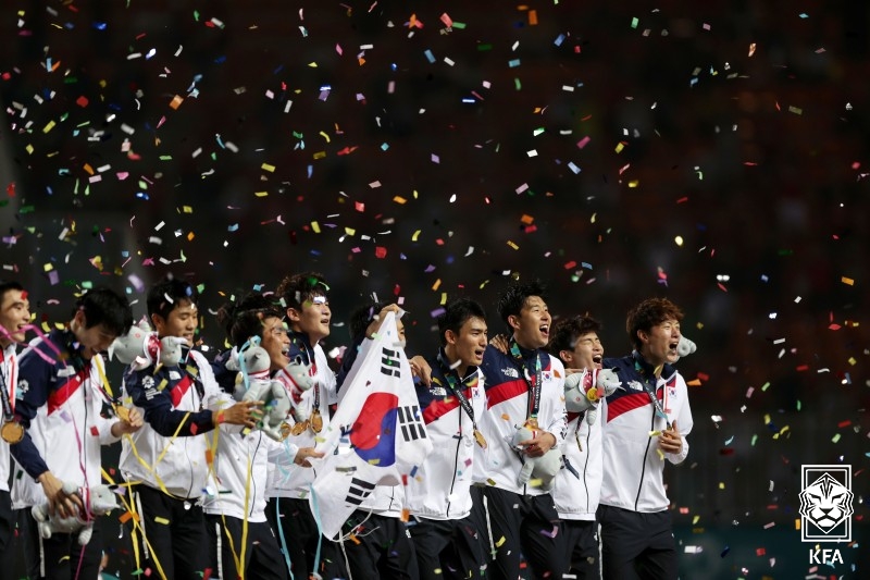 ▲ 2018 자카르타-팔렘방 아시안게임에서 금메달을 따낸 선수들 ⓒ대한축구협회