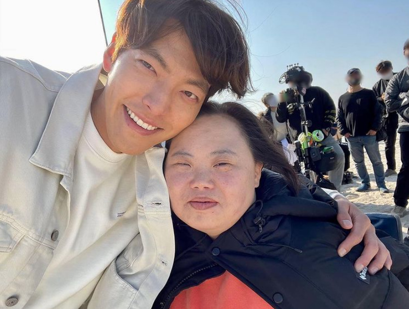 ▲ 김우빈(왼쪽)과 정은혜. 출처| 김우빈 인스타그램