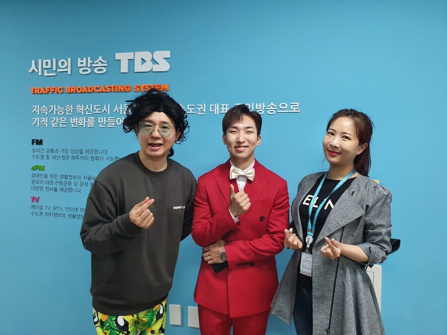 '트로트 프린스' 양지원 뜨니 '9595쇼' 접속자 18000명…"3만 넘으면 공개방송"