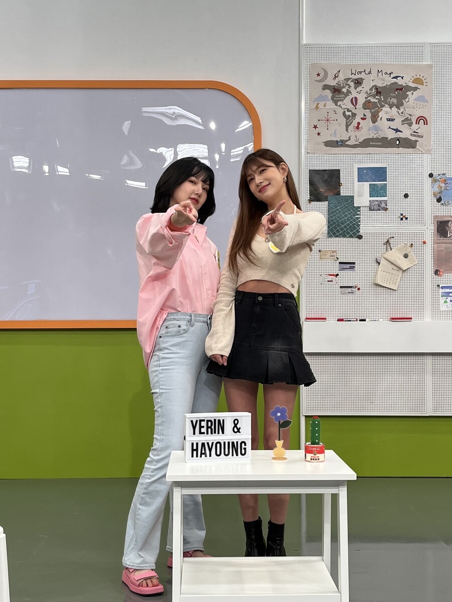 ▲ 예린(왼쪽), 오하영. 제공| U+아이돌라이브