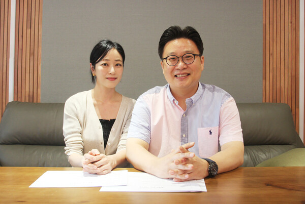 ▲ 영상을 기획한 서경덕 교수(오른쪽)와 내레이션을 맡은 배우 김효진. 제공|서경덕