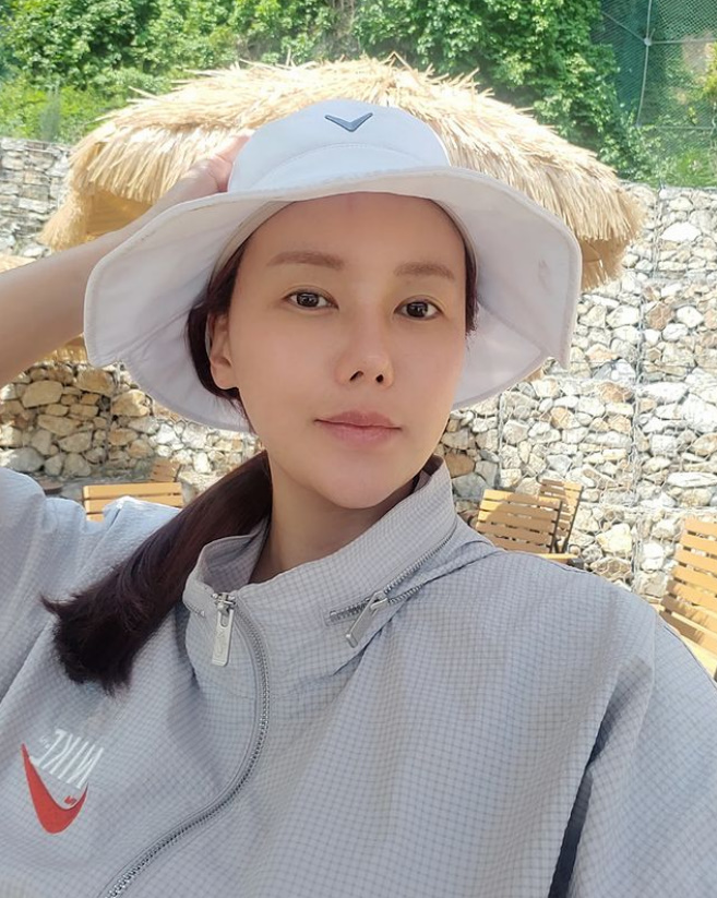박연수, 배우 복귀해도 될 청초 민낯…송지아 예쁜 이유 여기 있었네