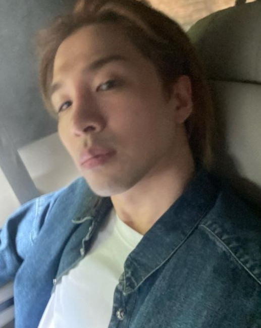 ▲ 태양. 출처ㅣ태양 인스타그램