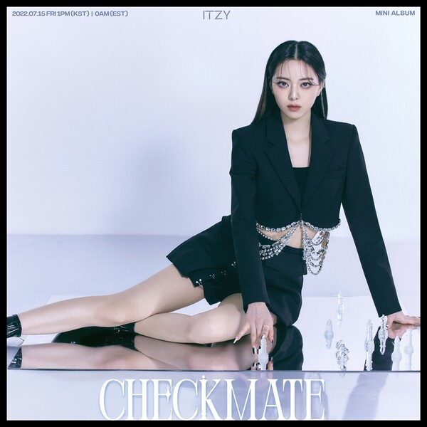 ▲  '체크메이트'로 돌아오는 있지 유나. 제공|JYP엔터테인먼트