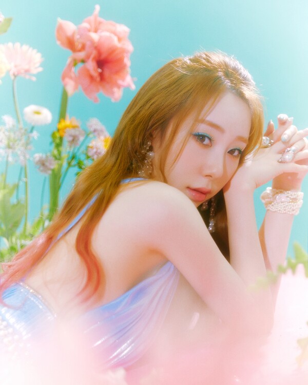 ▲ 우주소녀 연정의 '시퀀스' 콘셉트 포토. 제공|스타쉽엔터테인먼트