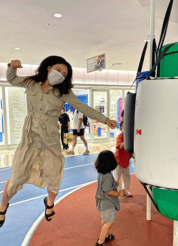"엄마의 사생활"…이미도, 무아지경 주먹질에 장나라도 '깜짝'