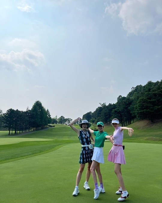 ▲ 이현이, 손담비, 서하얀(왼쪽부터). 출처| 손담비 인스타그램