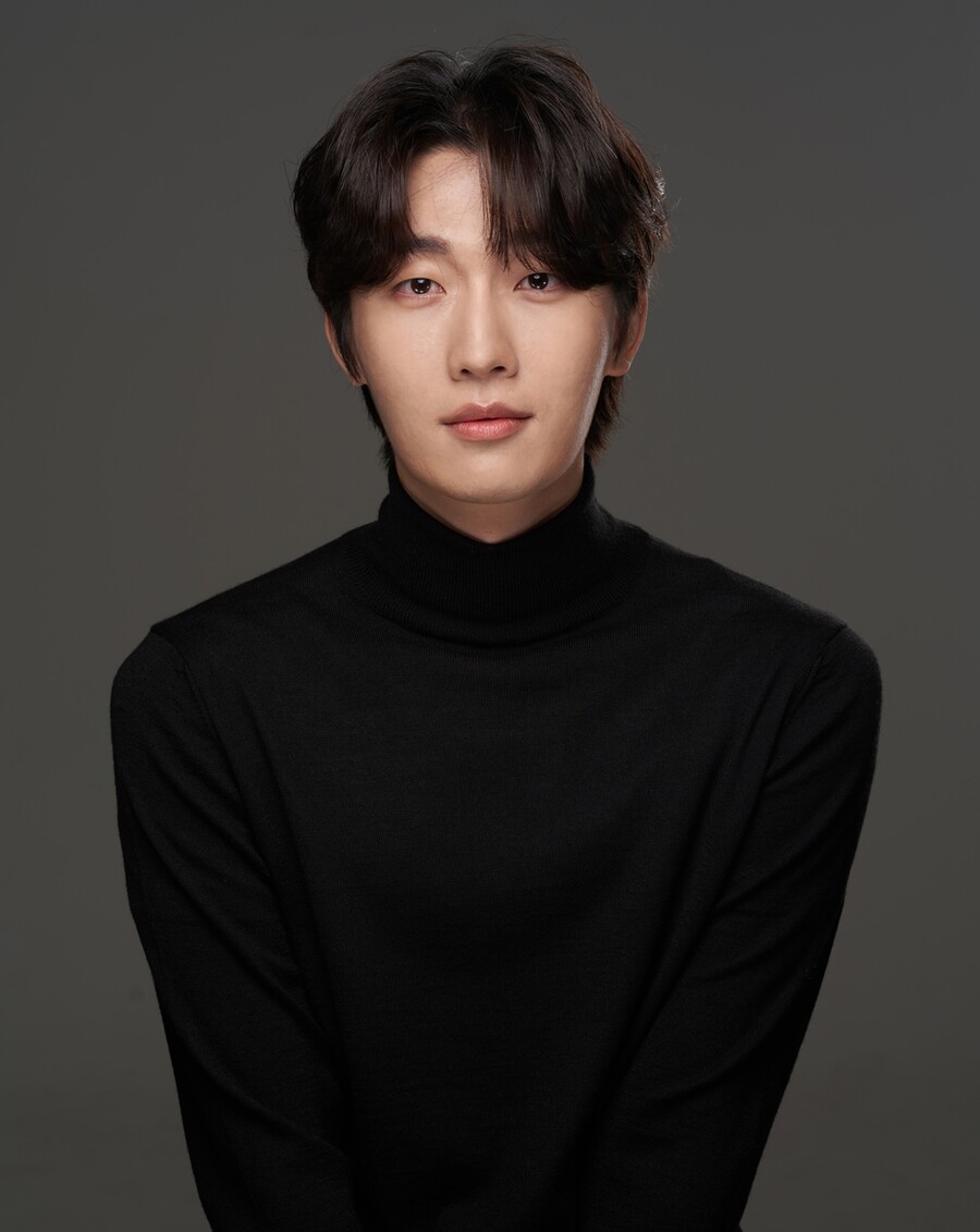 윤준원, 韓-태국 합작 BL드라마 '기이한 로맨스' 주연 발탁[공식]