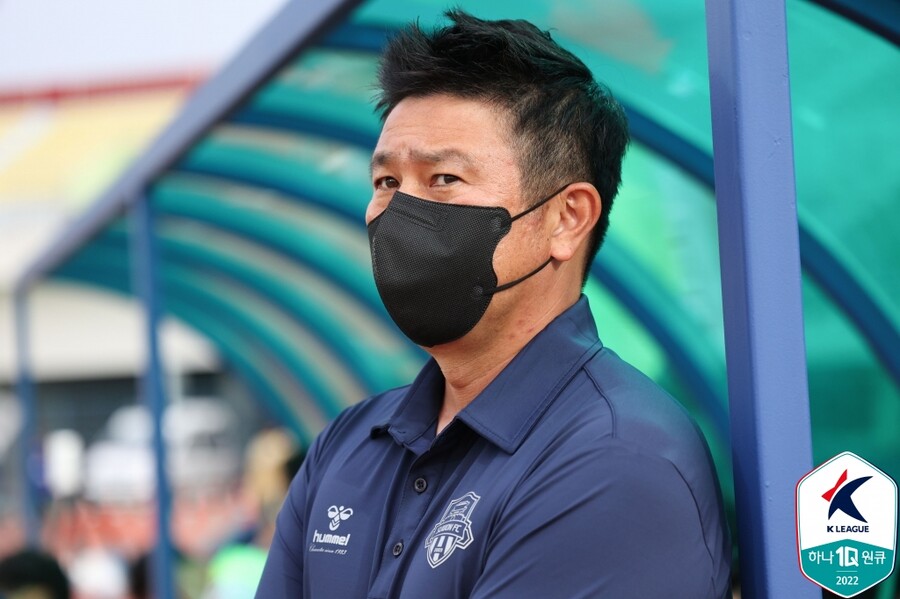 ▲ 김도균 수원FC 감독. ⓒ한국프로축구연맹