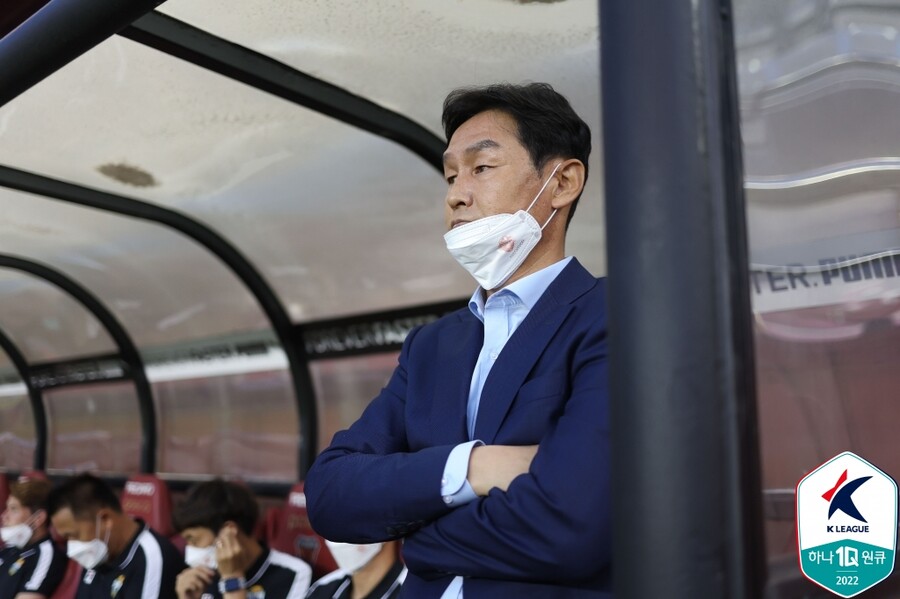 ▲ 최용수 감독. ⓒ한국프로축구연맹
