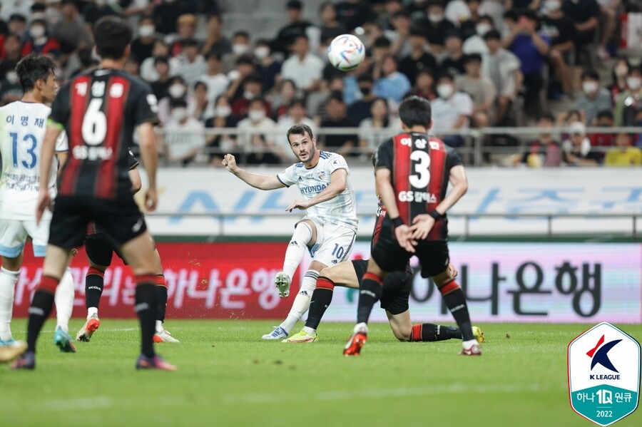 ▲ 후반 30분 동점골을 터뜨린 울산 바코. ⓒ한국프로축구연맹