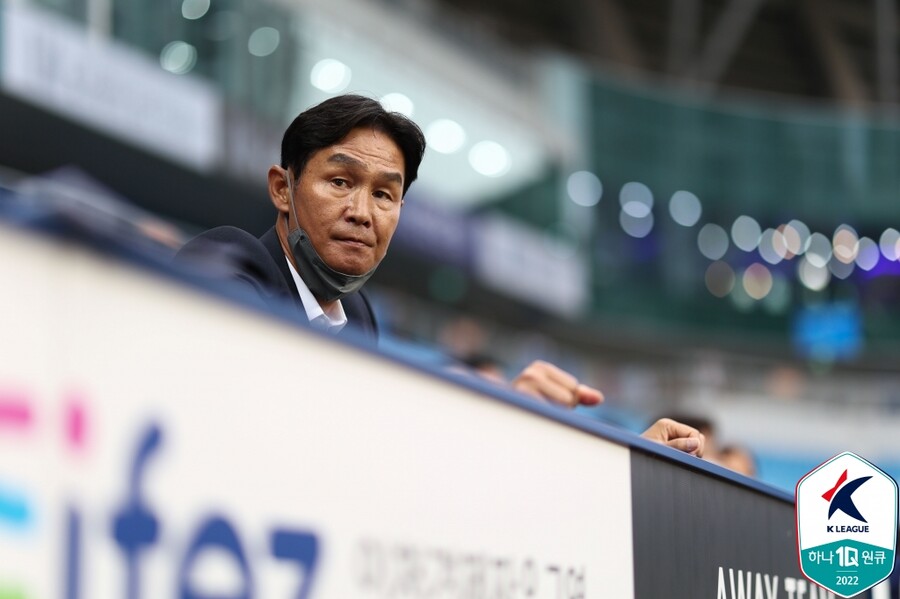 ▲ 최용수 감독. ⓒ한국프로축구연맹