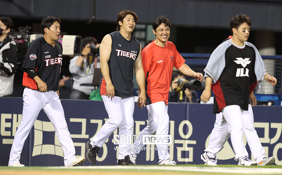 ▲ 왼쪽부터 KIA 타이거즈 류지혁, 나성범, 박동원, 김선빈. 나성범은 FA로 영입했고, 류지혁과 박동원은 트레이드로 데려와 부족한 포지션을 채웠다. ⓒ곽혜미 기자