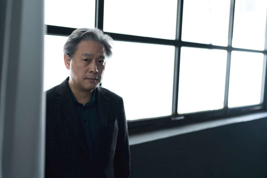 '헤어질 결심' 박찬욱 감독 "난 '스우파' 팬, 모니카 헌신에 감동…김신영은 특별해"[인터뷰S]