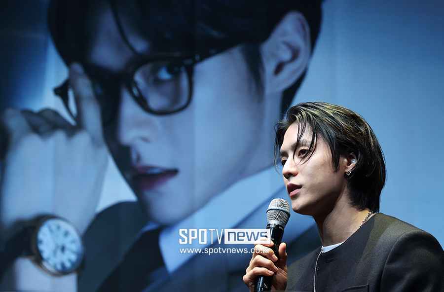 [포토S] 비투비 이민혁, "이번 무대 기대해 주세요"