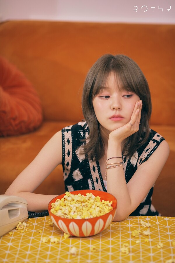 ▲ 로시 새 싱글 '체인지드 넘버' 콘셉트 포토. 제공|도로시뮤직