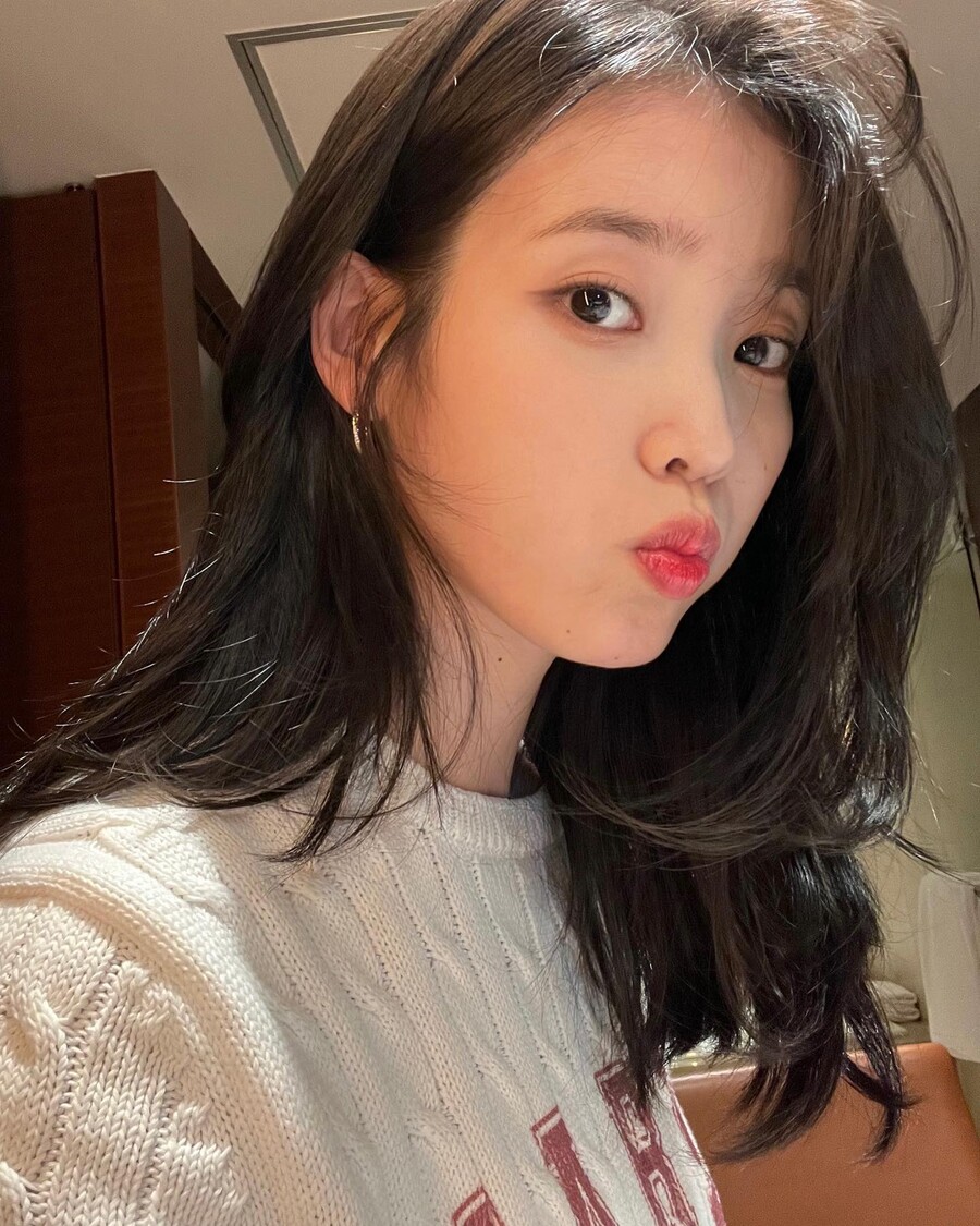 ▲ 아이유. 출처ㅣ아이유 인스타그램
