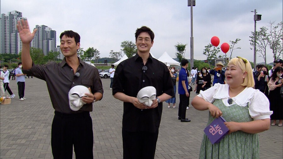 ▲ 배우 유지태, 박해수. 제공| KBS2 '연중 라이브'