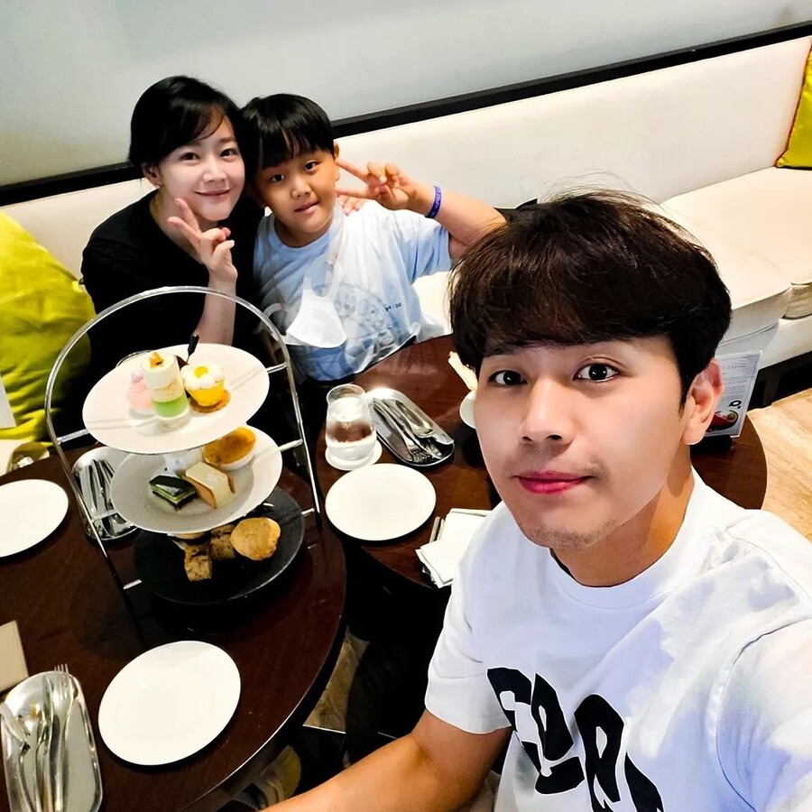▲ 김소현 가족. 출처ㅣ손준호 인스타그램