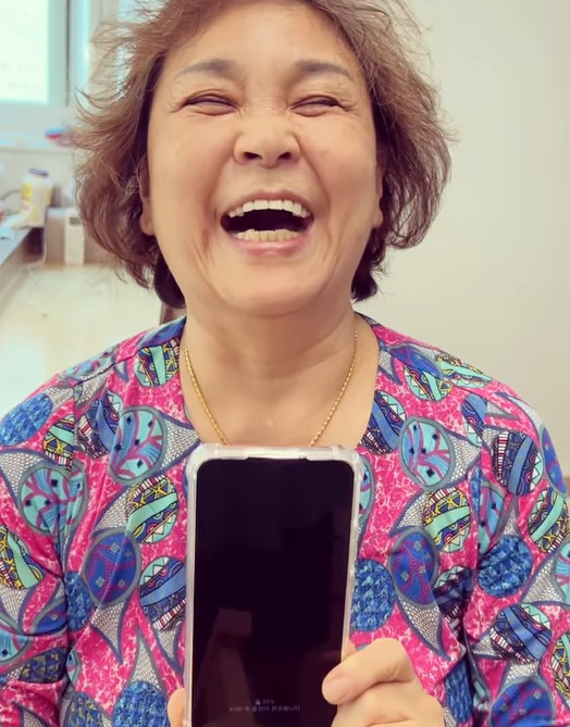 ▲ 팝핀현준 어머니. 출처ㅣ팝핀현준 인스타그램