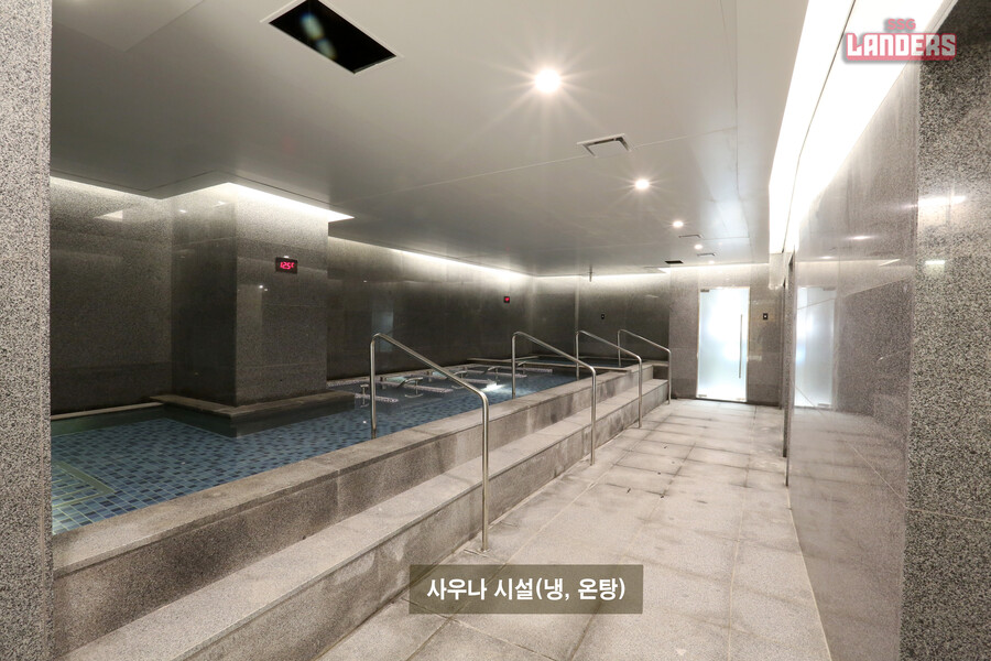 ▲ 새롭게 생긴 사우나는 여름철 선수들에게 절대적 인기를 모으고 있다 ⓒSSG랜더스