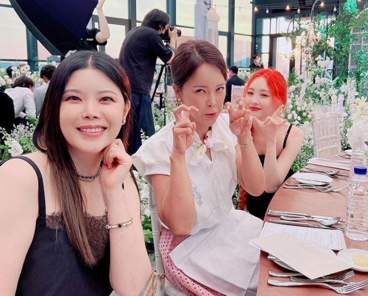 ▲ 가수 린, 백지영, 선미(왼쪽부터). 출처| 백지영 인스타그램