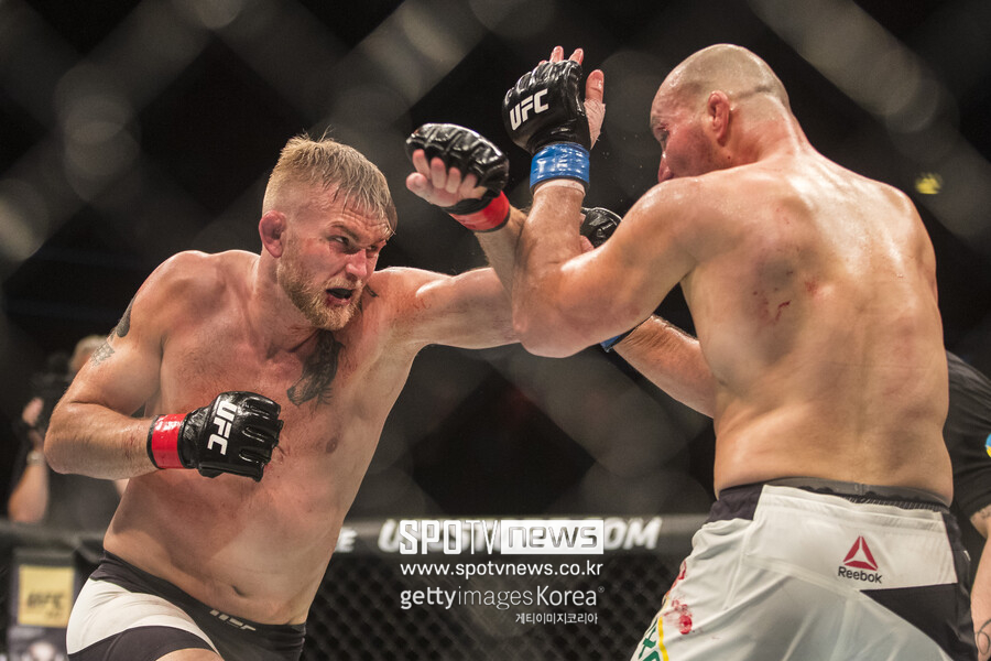 어느덧 잊힌 이름…구스타프손 2년 만에 UFC 재기전