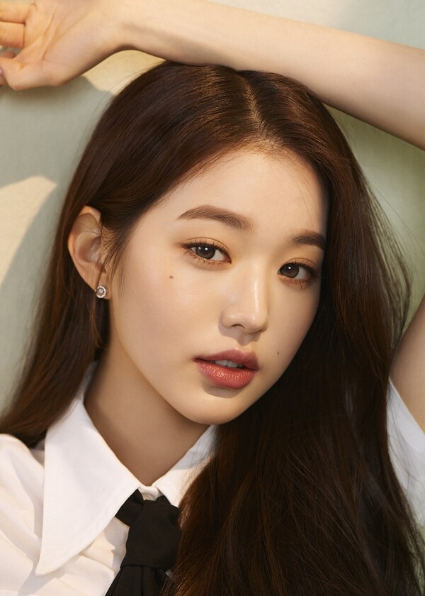 아이브 장원영, 컬러렌즈 브랜드 글로벌 모델 발탁