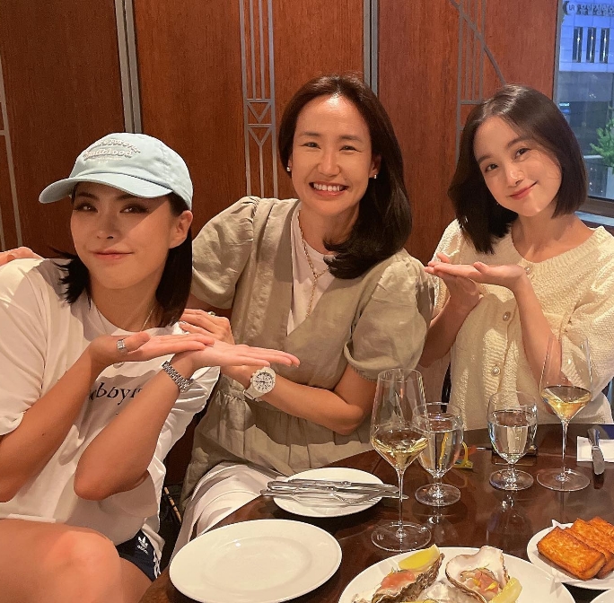 ▲ 가비, 강주은, 우혜림(왼쪽부터). 출처| 강주은 인스타그램