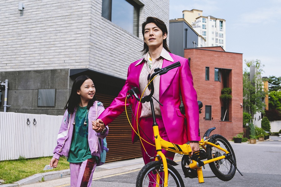 ▲ 외계인 스틸. 제공ㅣCJ ENM