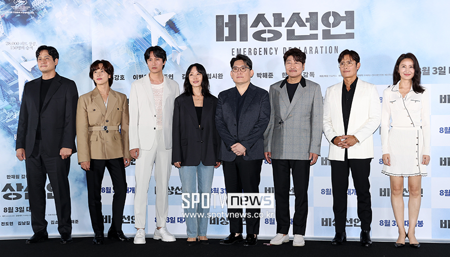 "단순한 블록버스터 아냐"…'믿보배' 총집합 '비상선언', 사상초유 재난 속 희망+위로[종합]