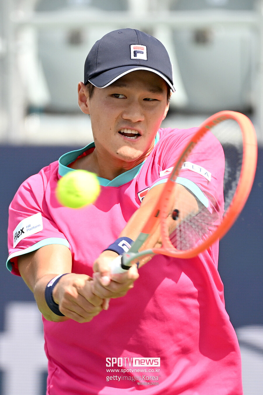 ▲ 권순우가 2022 ATP 투어 애틀랜타 오픈 단식 1회전에서 경기를 펼치고 있다.
