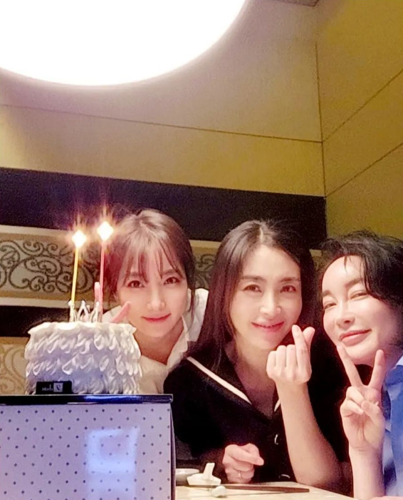 ▲ 출처| 송윤아 인스타그램