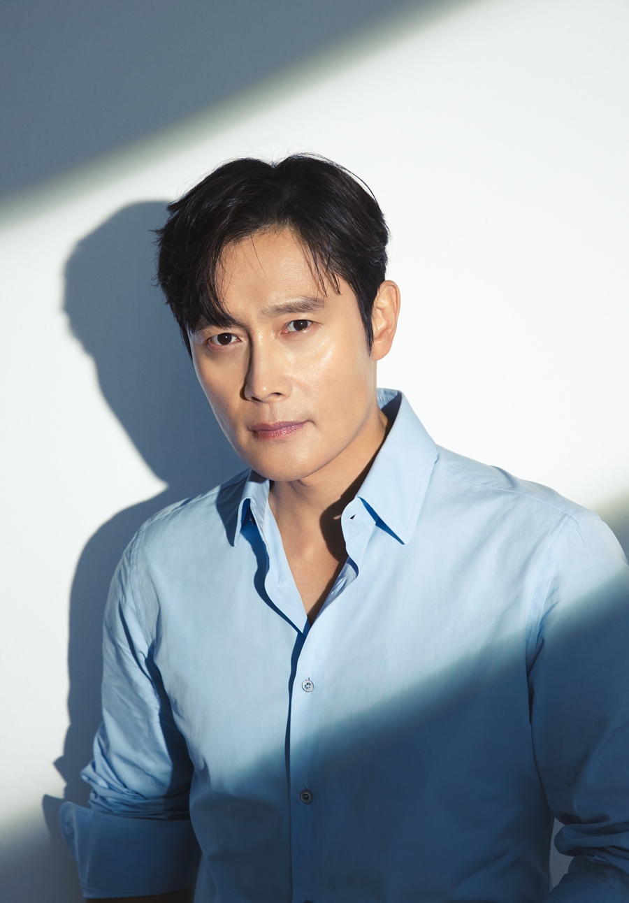 '비상선언' 이병헌 "'연기 잘한다'는 말 지겹지 않아, 들을 때마다 행복해"[인터뷰S]
