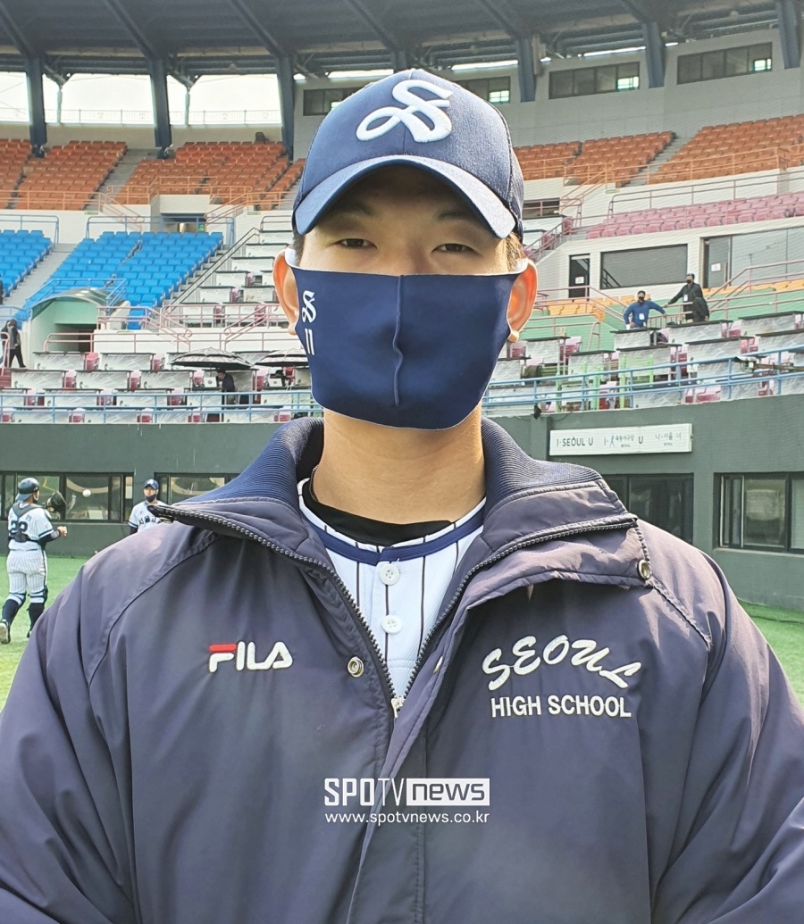 ▲ 드래프트 최대어 중 하나로 뽑히는 서울고 김서현 ⓒ고봉준 기자
