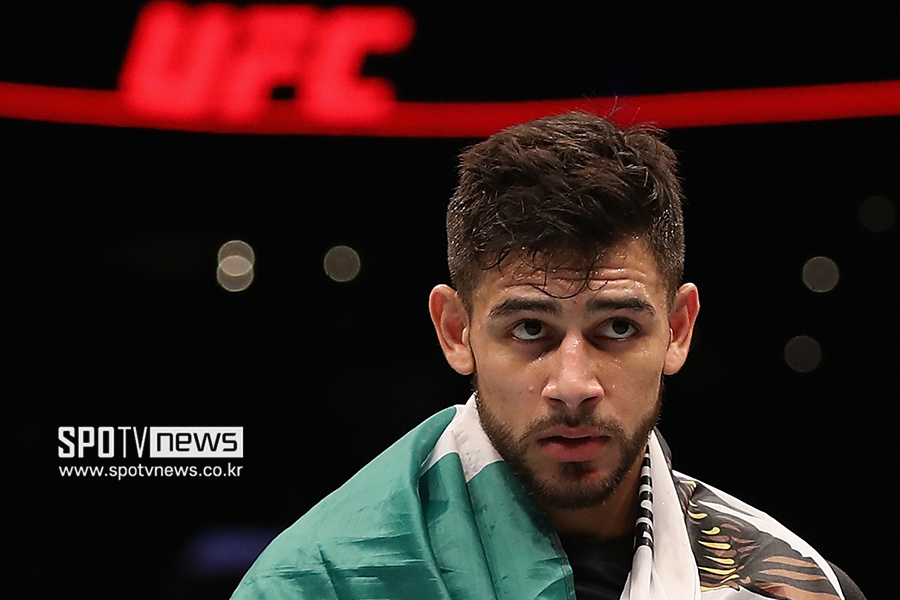 UFC 최고 얌체…얄미울 정도로 계산적인 '야이르 로드리게스'