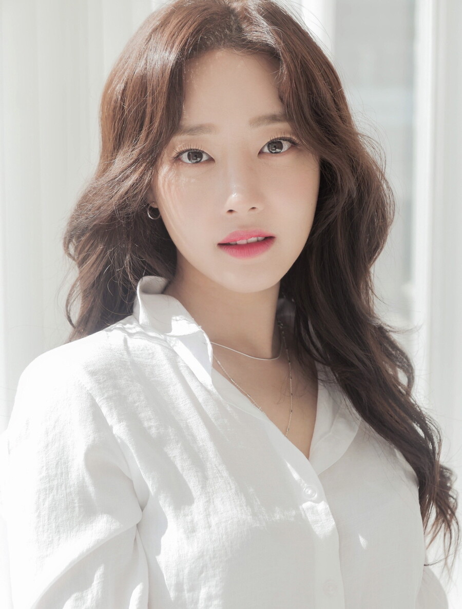 '10월 결혼' 고우리 "♥예비 남편, 단단하고 멋진 사람…잘 살며 보답"[전문]