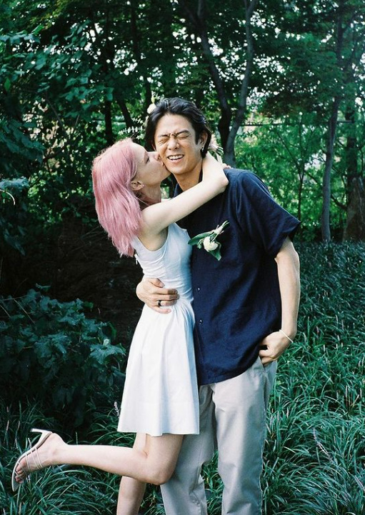 래퍼 빈지노, 7년 열애 끝에 ♥미초바와 혼인신고…"비밀리 호화 결혼"