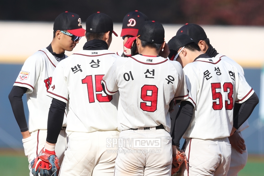 [대통령배] 미리 보는 결승전…'15안타 맹공' 덕수고, 충암고 제압하며 3회전 진출